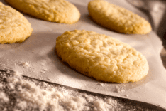 Craving a sweet treat without the guilt this holiday season? Look no further than sugar-free sugar cookies!